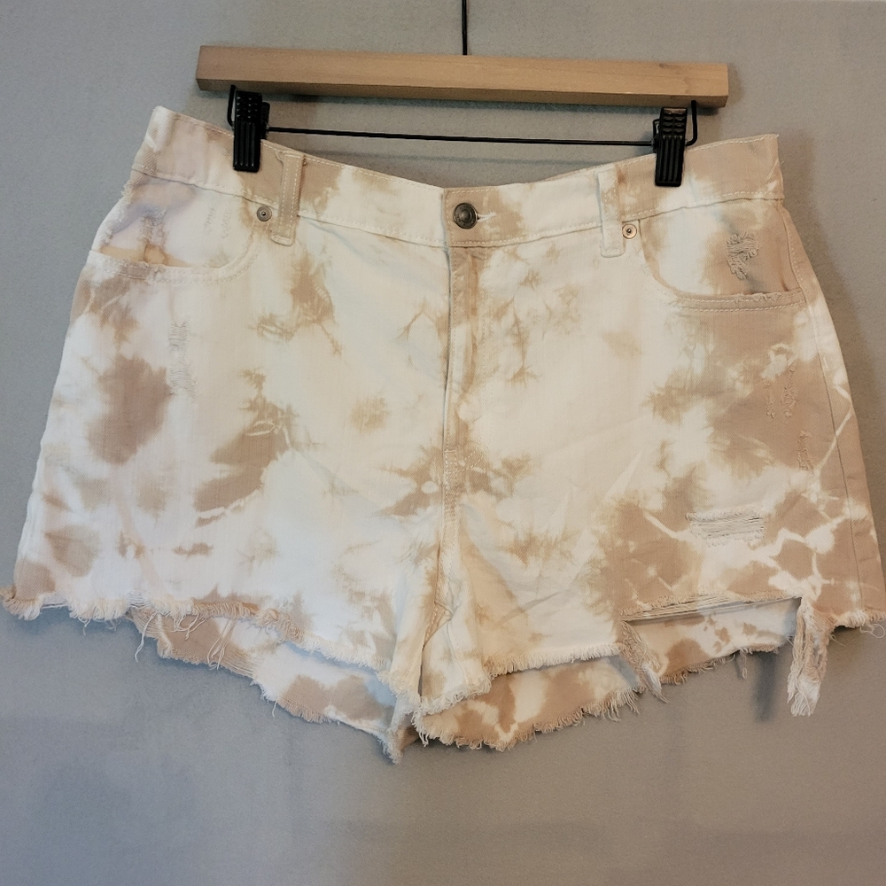 Aerie Cream/ Brown Tie-Dye Jean Shorts. Size L